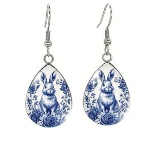 Blue delft look Floral Bunny Earrings nwt